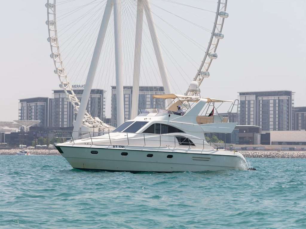 Luxury Yacht Booking Dubai Online